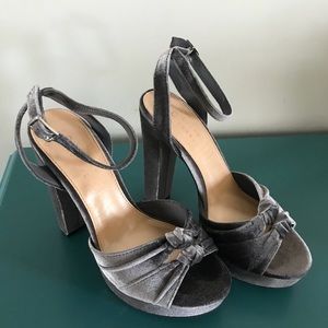 Lauren Conrad grey heels